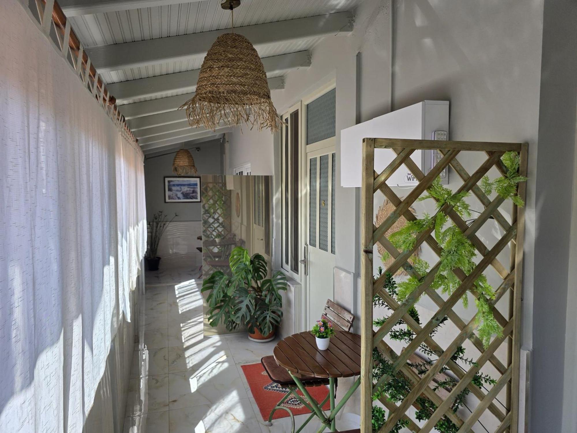 Jonian Boutique Hotel Sarande Exterior photo